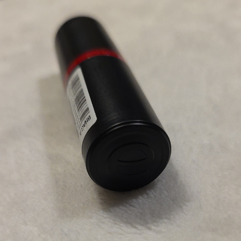 New~ Essence Ultra LAST Instant Color Lipstick 13 Undying Blossom